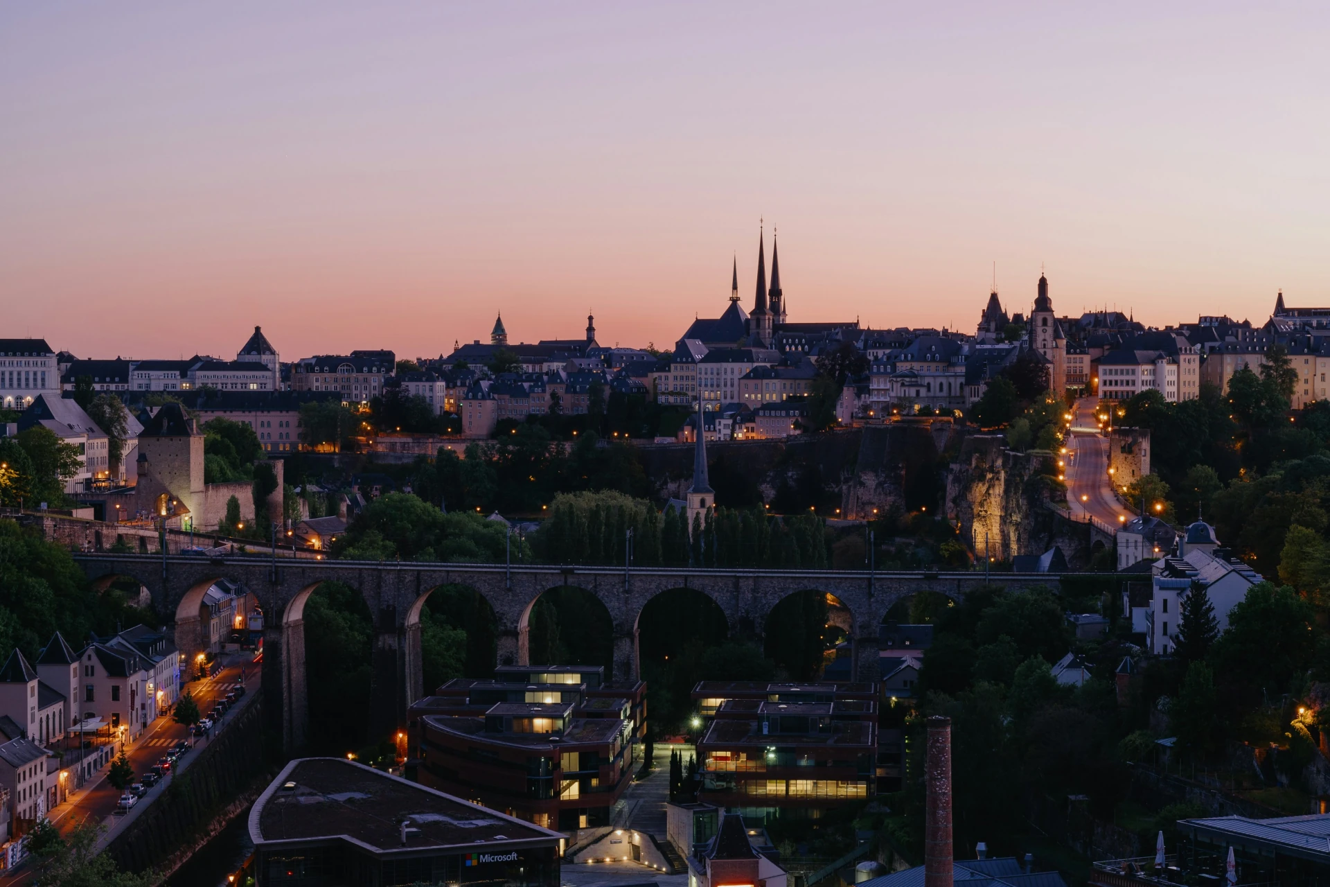 Luxembourg au crépuscule